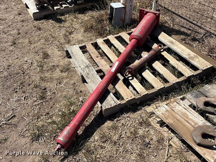 image for item EU0412 Boom lift hoist