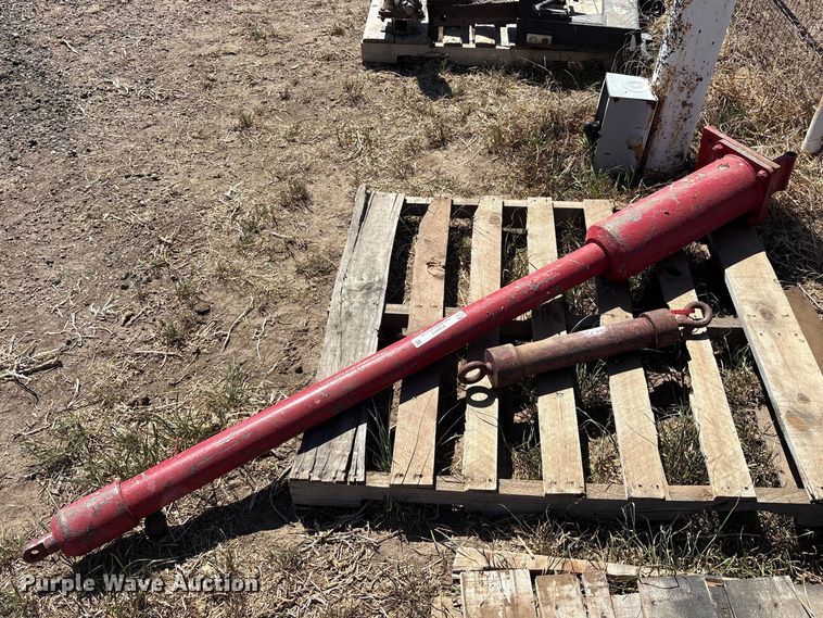 image for item EU0412 Boom lift hoist