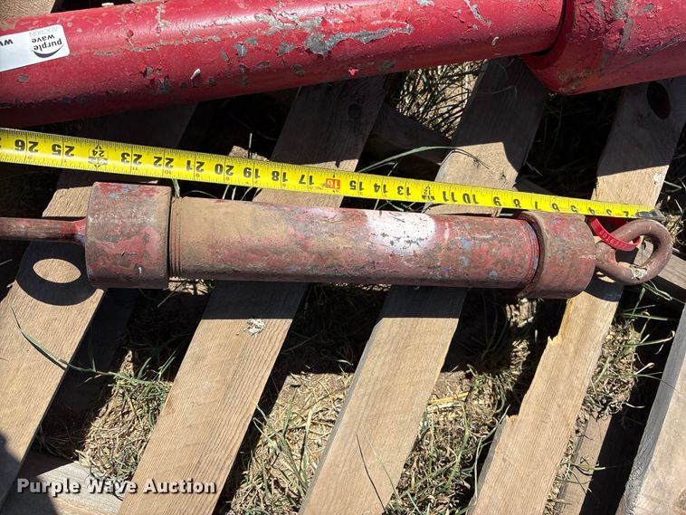 image for item EU0412 Boom lift hoist