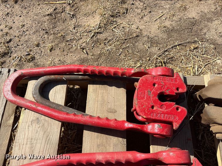 image for item EU0415 Oilfield equipment