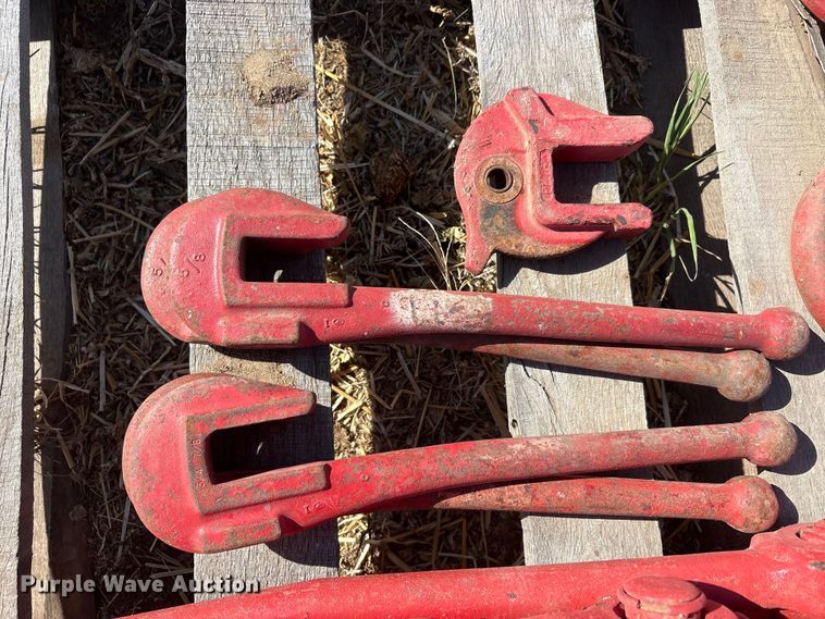 image for item EU0415 Oilfield equipment