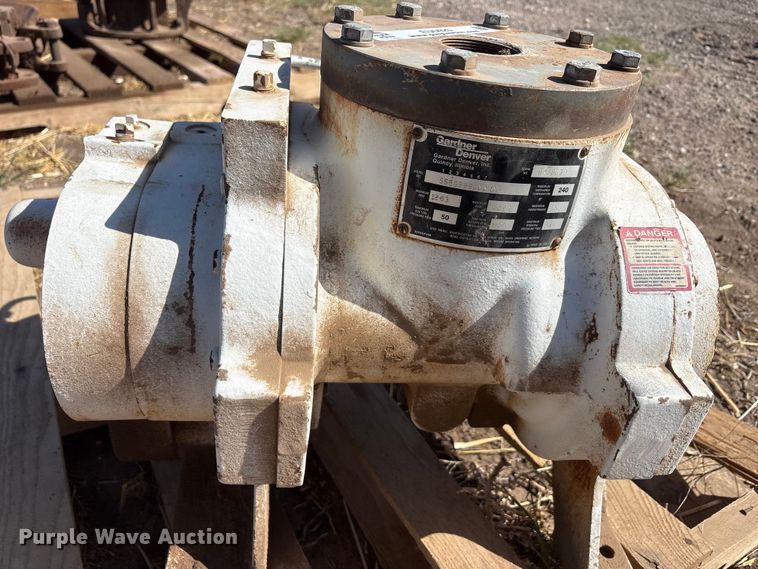 image for item EU0420 Gardner Denver SSEG99BAAACAX pump
