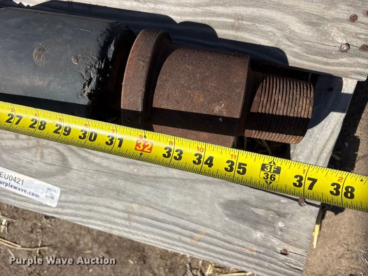 image for item EU0421 Oilfield in hole cutting tools