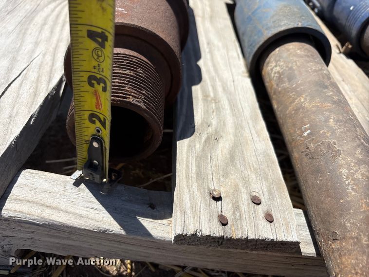 image for item EU0421 Oilfield in hole cutting tools