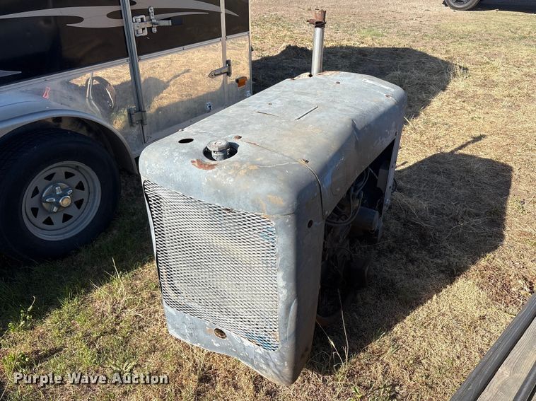 image for item EU0423 Ford air compressor