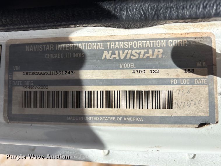 image for item EU0475 2001 International 4700 bucket truck