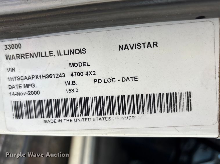 image for item EU0475 2001 International 4700 bucket truck