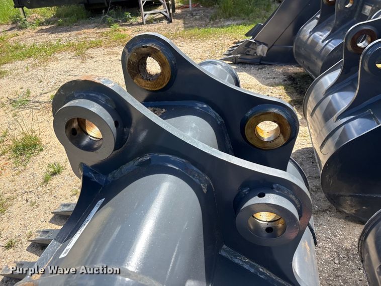 image for item EU0527 SmartCharm CAT320D excavator bucket