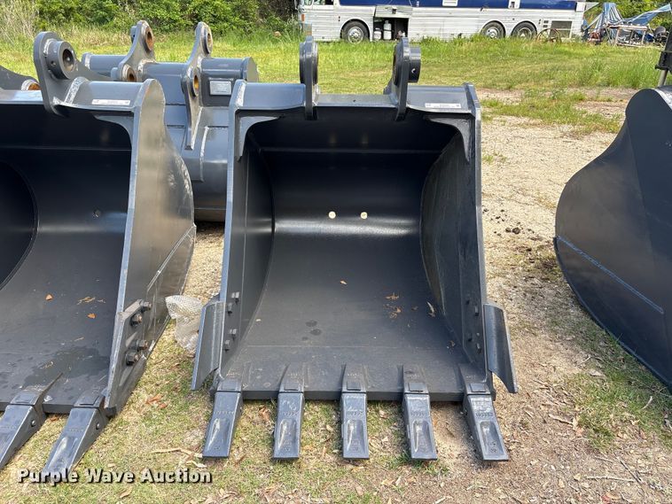 image for item EU0529 SmartCharm CAT320D excavator bucket