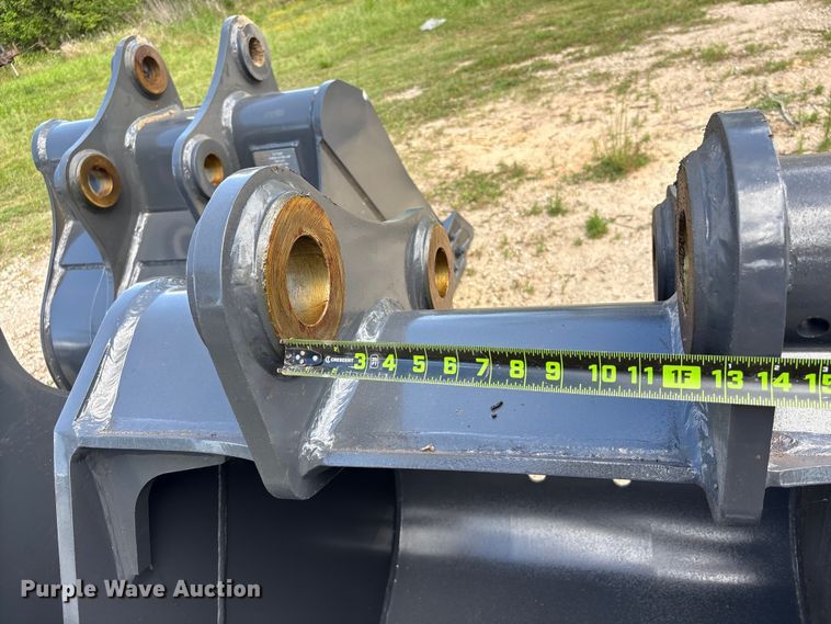 image for item EU0529 SmartCharm CAT320D excavator bucket