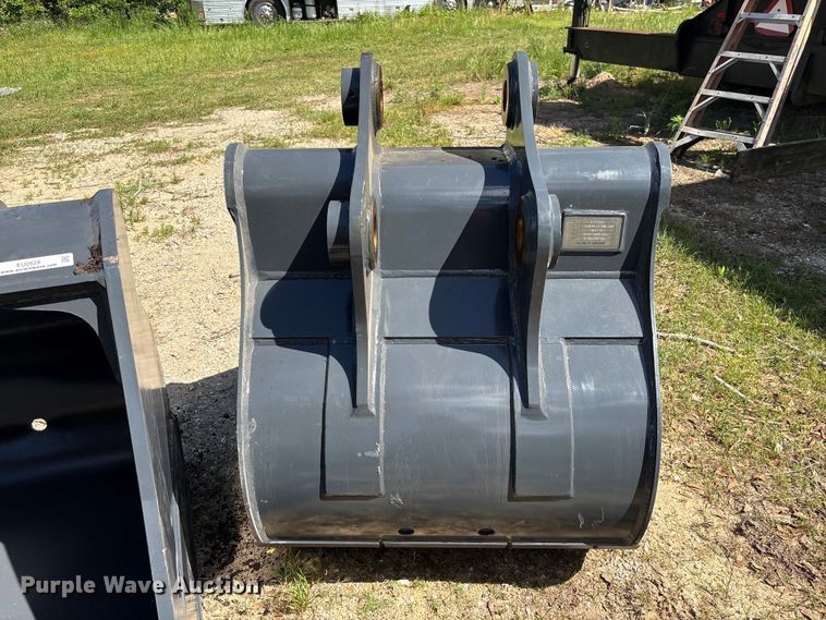 image for item EU0530 SmartCharm CAT320D excavator bucket