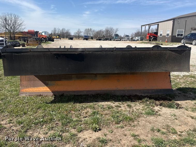 image for item EU4129 Skid steer snow plow