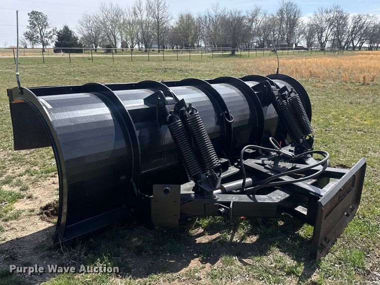 image for item EU4129 Skid steer snow plow