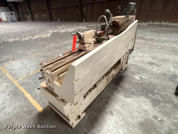 image for item EU4131 GMC GML-1660HD lathe