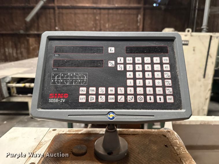 image for item EU4131 GMC GML-1660HD lathe