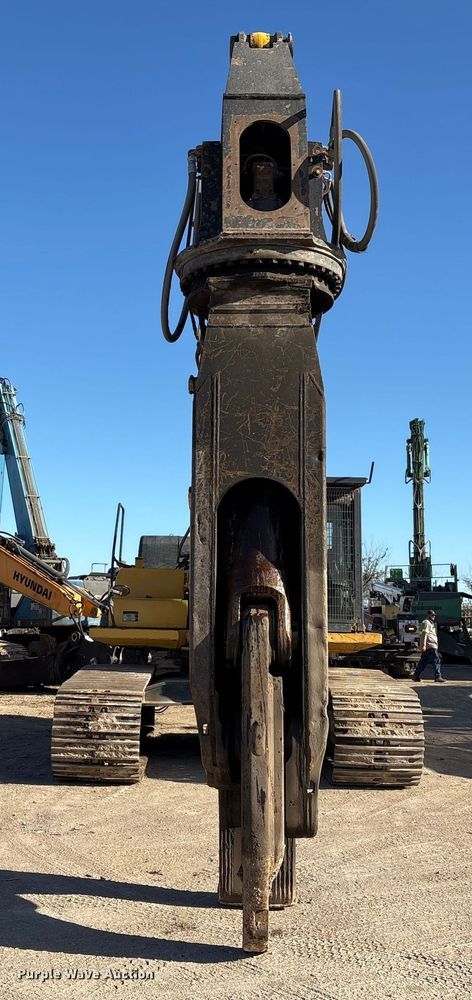 image for item EU7130 2011 Komatsu PC450 LC-8 excavator