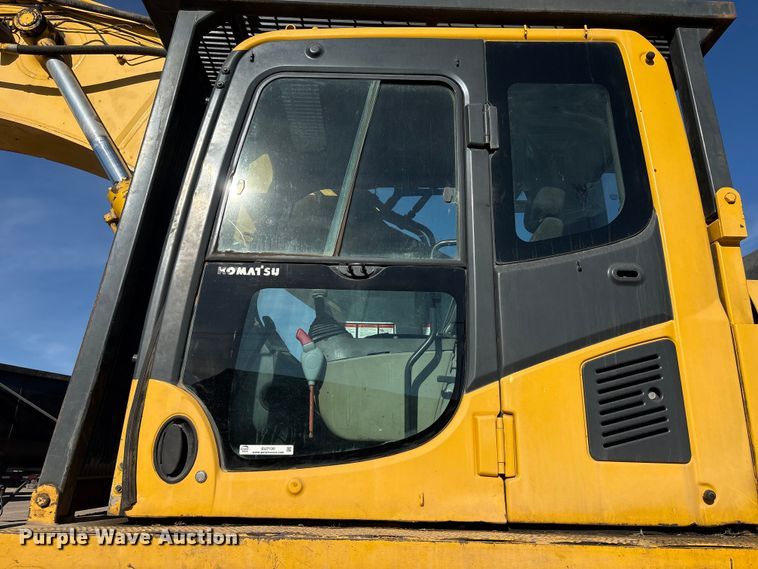image for item EU7130 2011 Komatsu PC450 LC-8 excavator