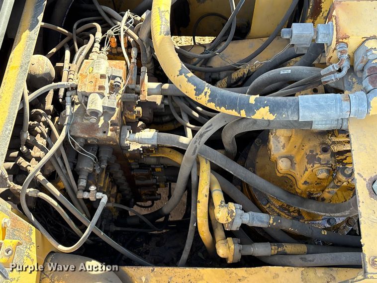 image for item EU7130 2011 Komatsu PC450 LC-8 excavator