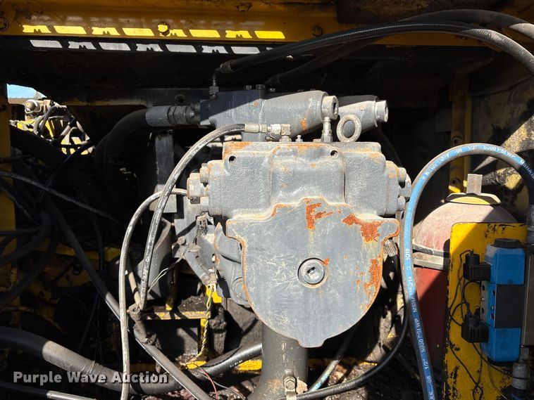 image for item EU7130 2011 Komatsu PC450 LC-8 excavator