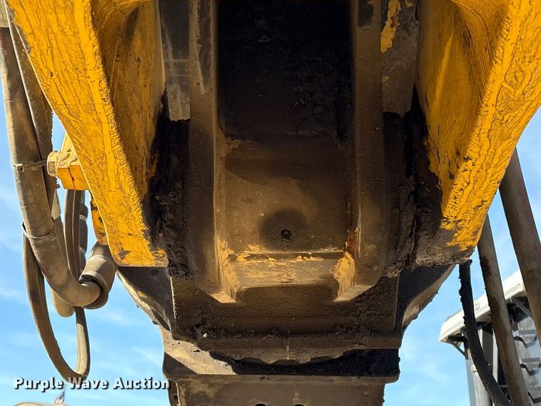 image for item EU7130 2011 Komatsu PC450 LC-8 excavator