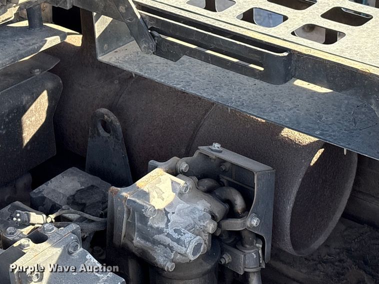 image for item EU7130 2011 Komatsu PC450 LC-8 excavator