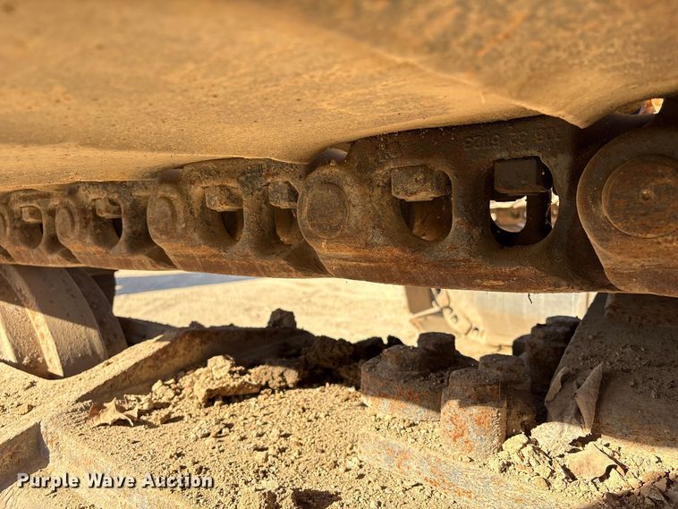 image for item EU7130 2011 Komatsu PC450 LC-8 excavator