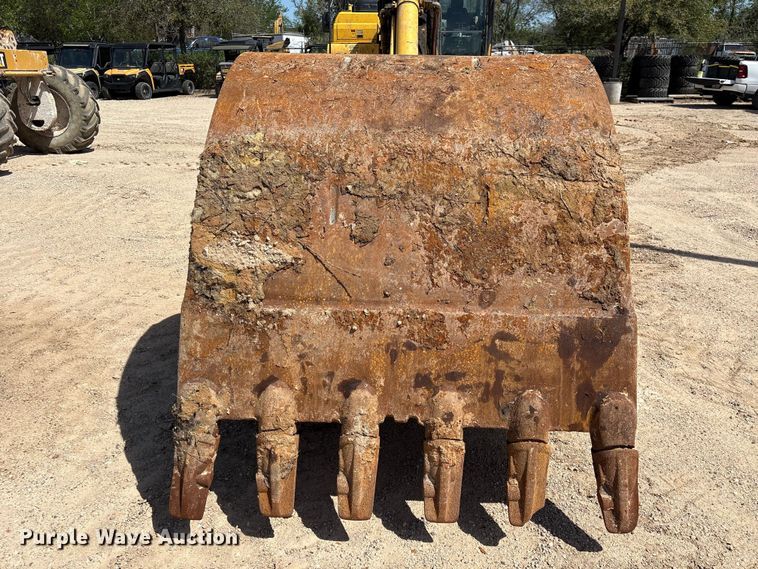 image for item EU7448 2021 Komatsu PC360LC-11 excavator