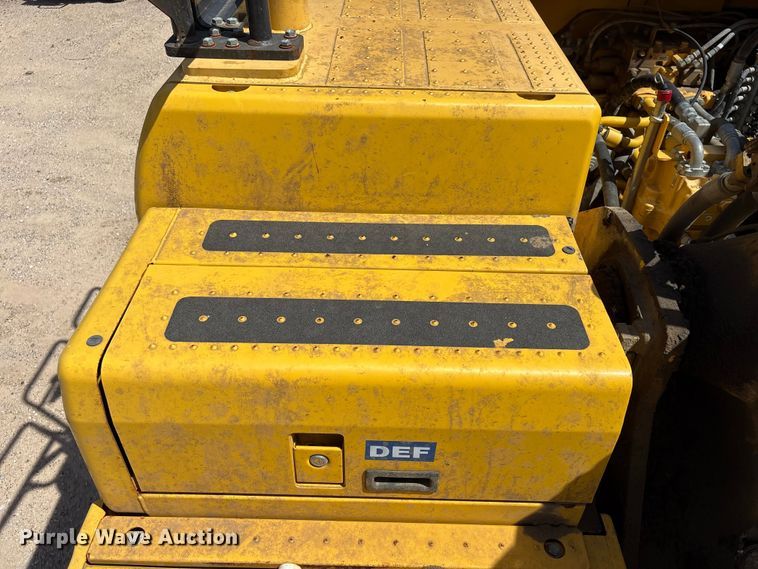 image for item EU7448 2021 Komatsu PC360LC-11 excavator