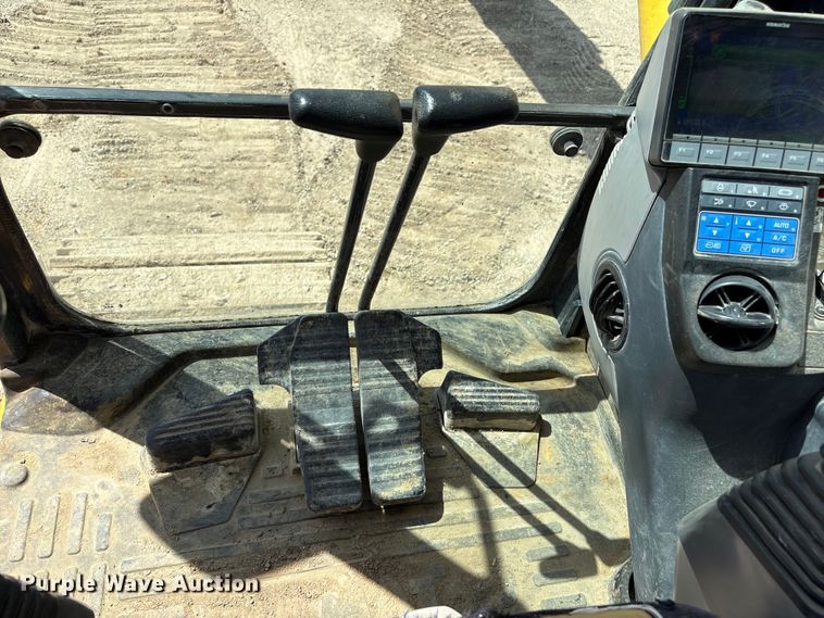 image for item EU7448 2021 Komatsu PC360LC-11 excavator