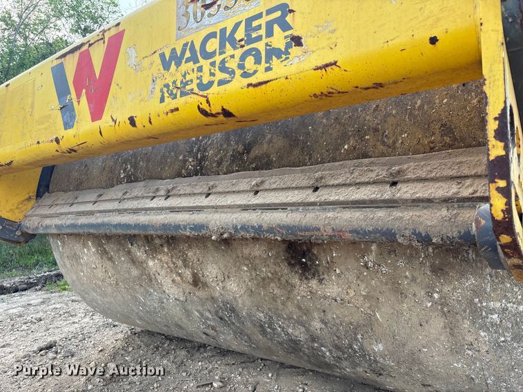 image for item EU7467 2019 Walker Neuson RC110 single drum vibratory roller