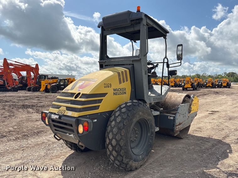 image for item EU7468 2018 Walker Neuson RC70 single drum vibratory roller