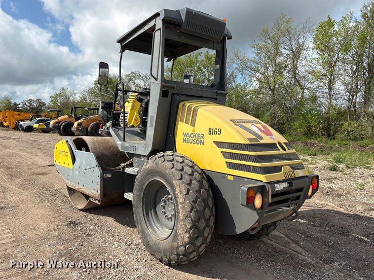 image for item EU7468 2018 Walker Neuson RC70 single drum vibratory roller