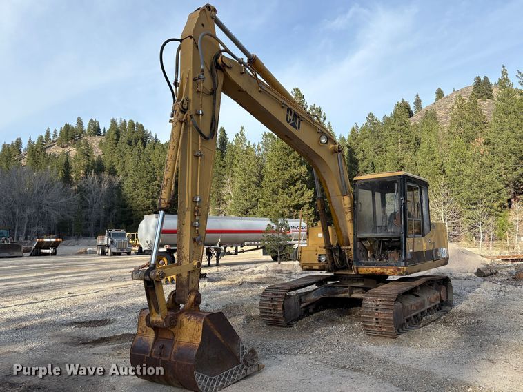 image for item EU8597 1991 Caterpillar E120B excavator