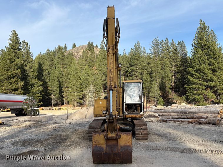 image for item EU8597 1991 Caterpillar E120B excavator