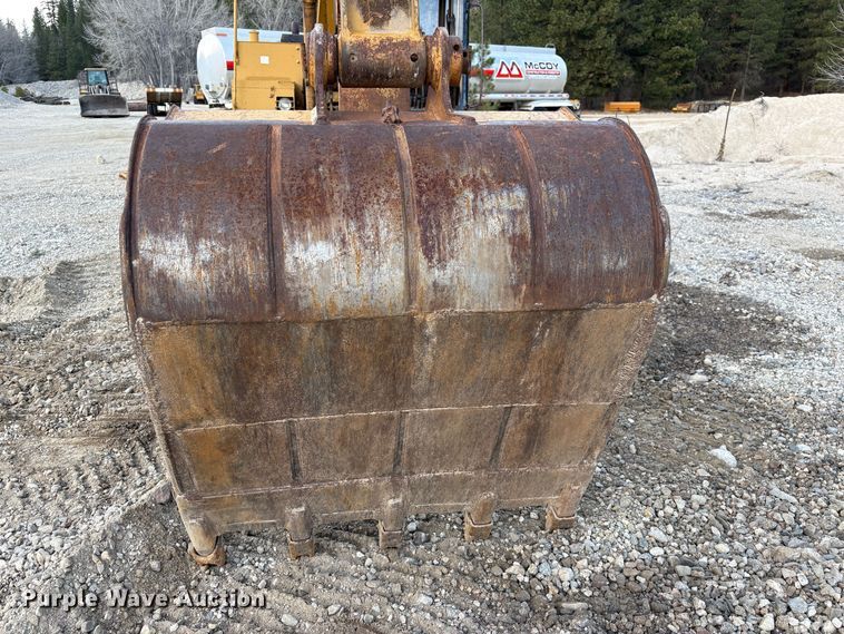 image for item EU8597 1991 Caterpillar E120B excavator