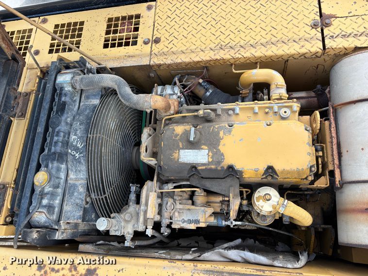 image for item EU8597 1991 Caterpillar E120B excavator