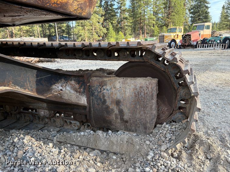 image for item EU8597 1991 Caterpillar E120B excavator