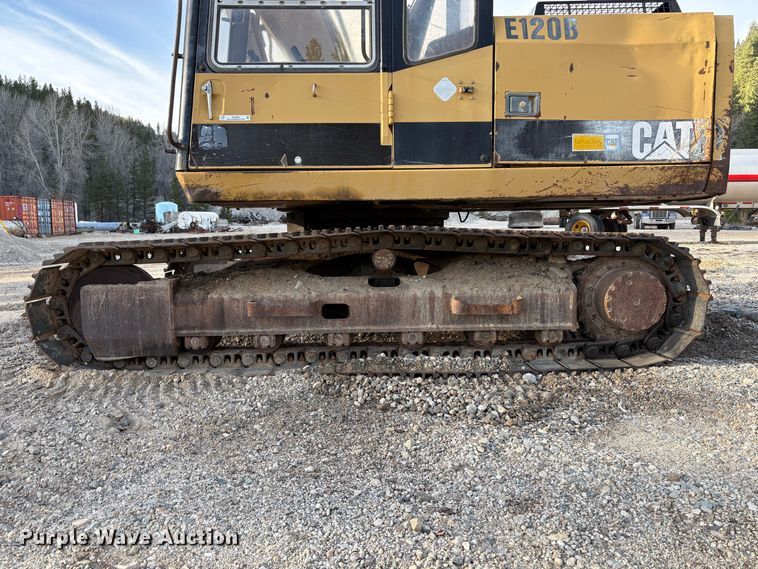 image for item EU8597 1991 Caterpillar E120B excavator