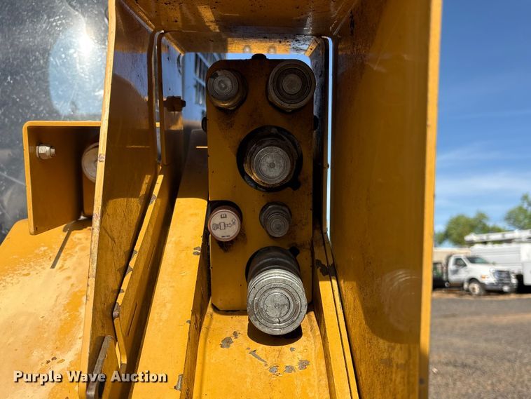 image for item EU8619 2020 Caterpillar 299D3 XE tracked skid steer loader