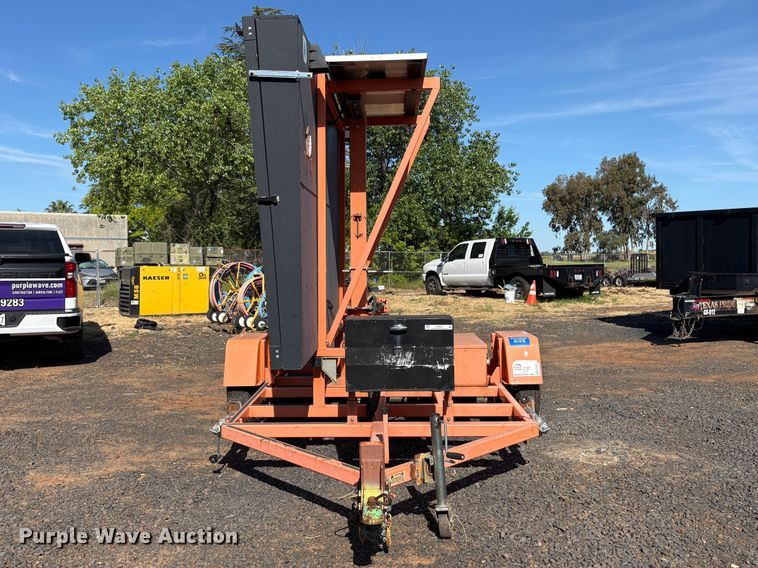 image for item EU8631 2008 WANCO WT-MB message board trailer