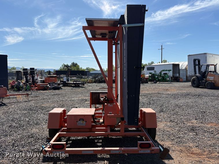 image for item EU8631 2008 WANCO WT-MB message board trailer