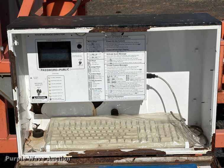 image for item EU8631 2008 WANCO WT-MB message board trailer