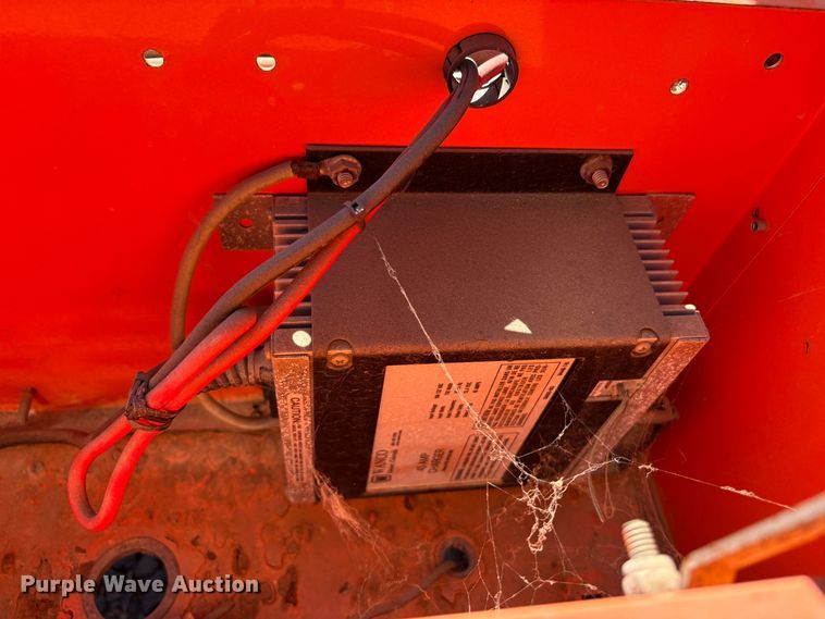 image for item EU8631 2008 WANCO WT-MB message board trailer