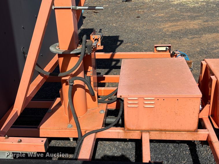 image for item EU8631 2008 WANCO WT-MB message board trailer