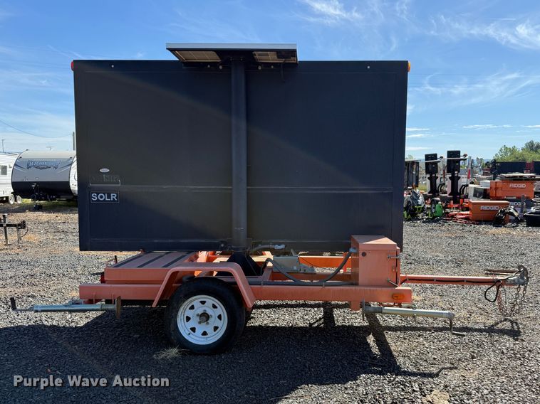 image for item EU8632 2016 American Signal Co message board trailer