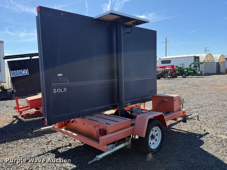 image for item EU8632 2016 American Signal Co message board trailer