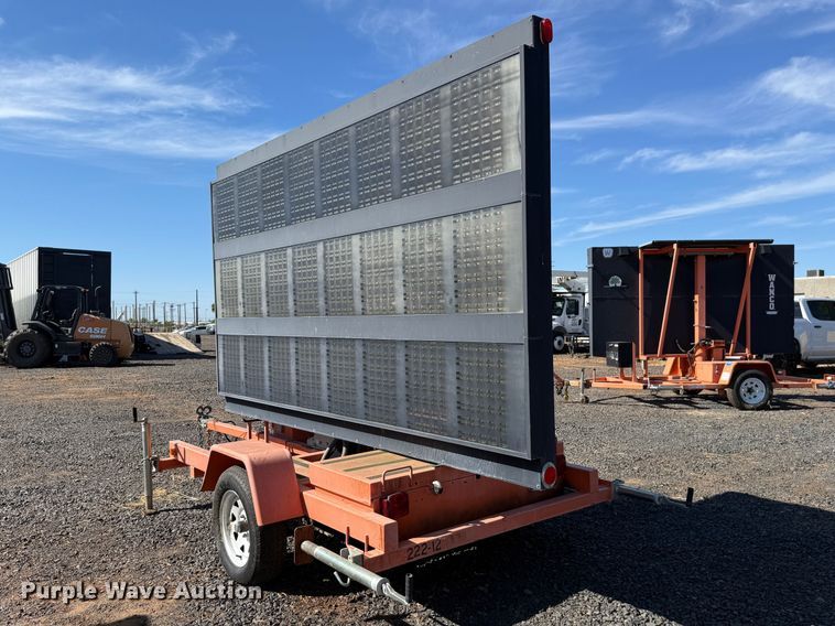 image for item EU8632 2016 American Signal Co message board trailer