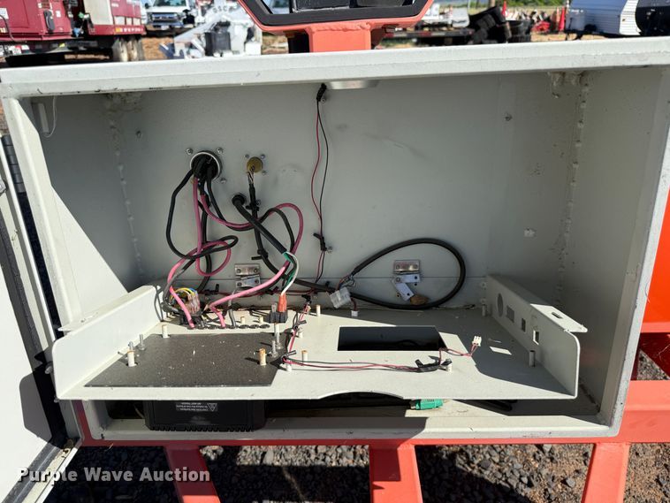 image for item EU8633 2011 WANCO Mini Matrix message board trailer