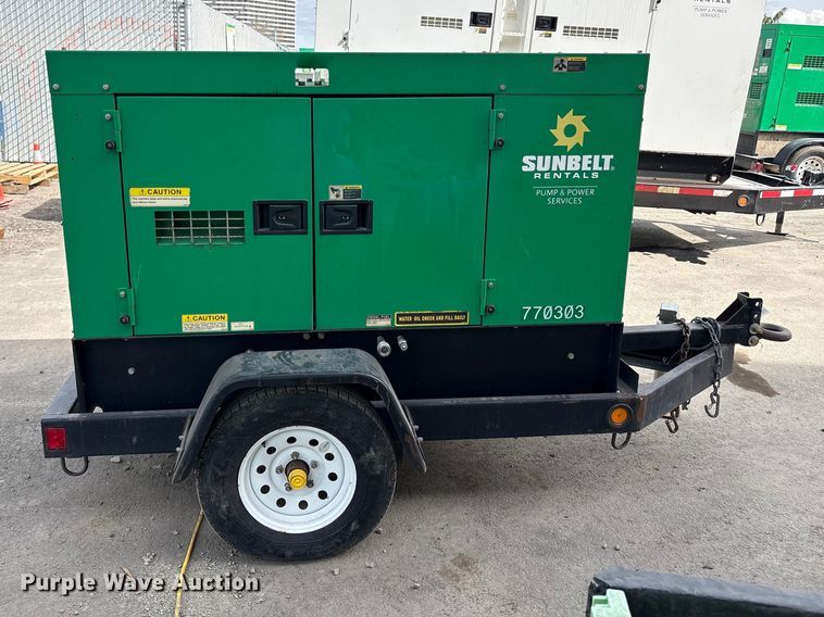 image for item EU8637 2015 Multiquip WhisperWattDCA-25SSIU4F generator