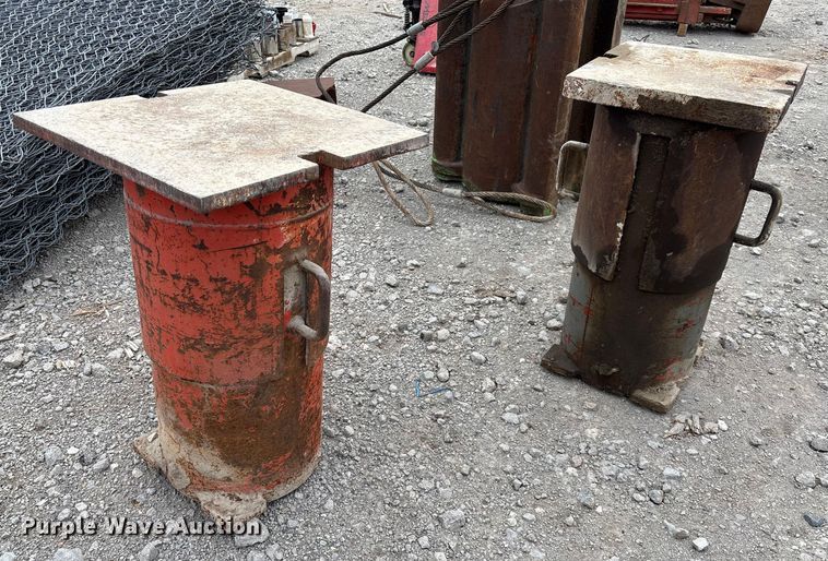 image for item EV2031 (5) hydraulic pile drivers 